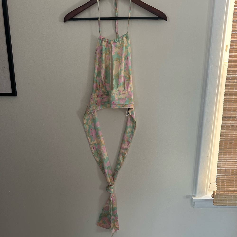 Cropped satin top tie back